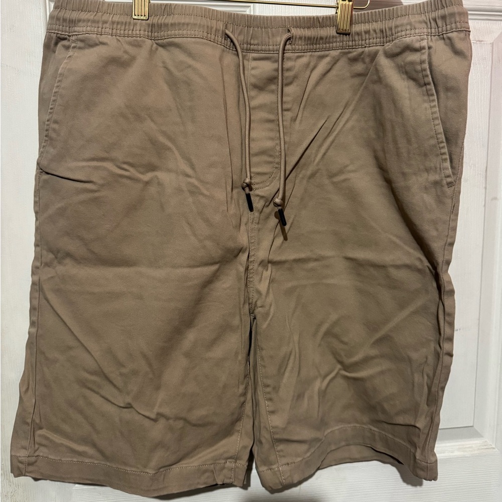 Men's Casual Tan Drawstring Shorts